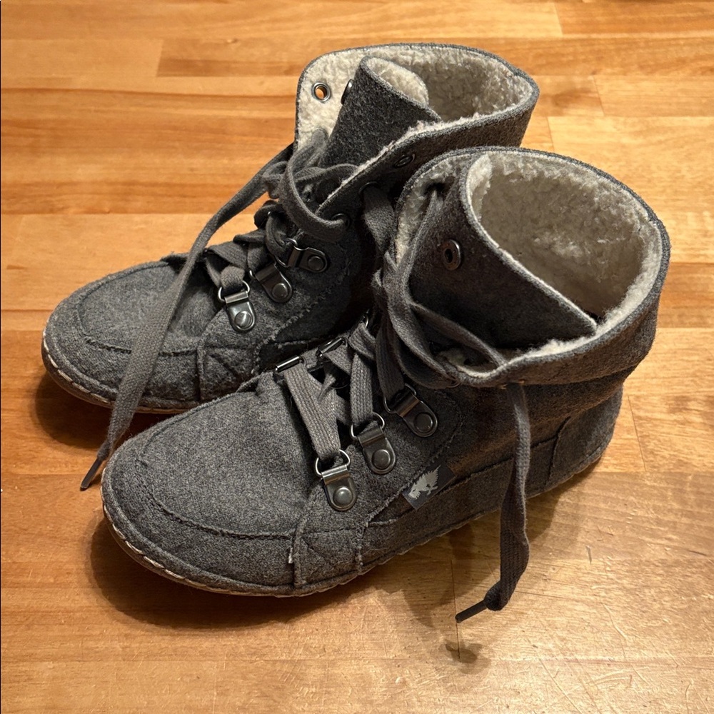 Rocket Dog Girls’ Fleece Lined Cotton/Canvas Boots